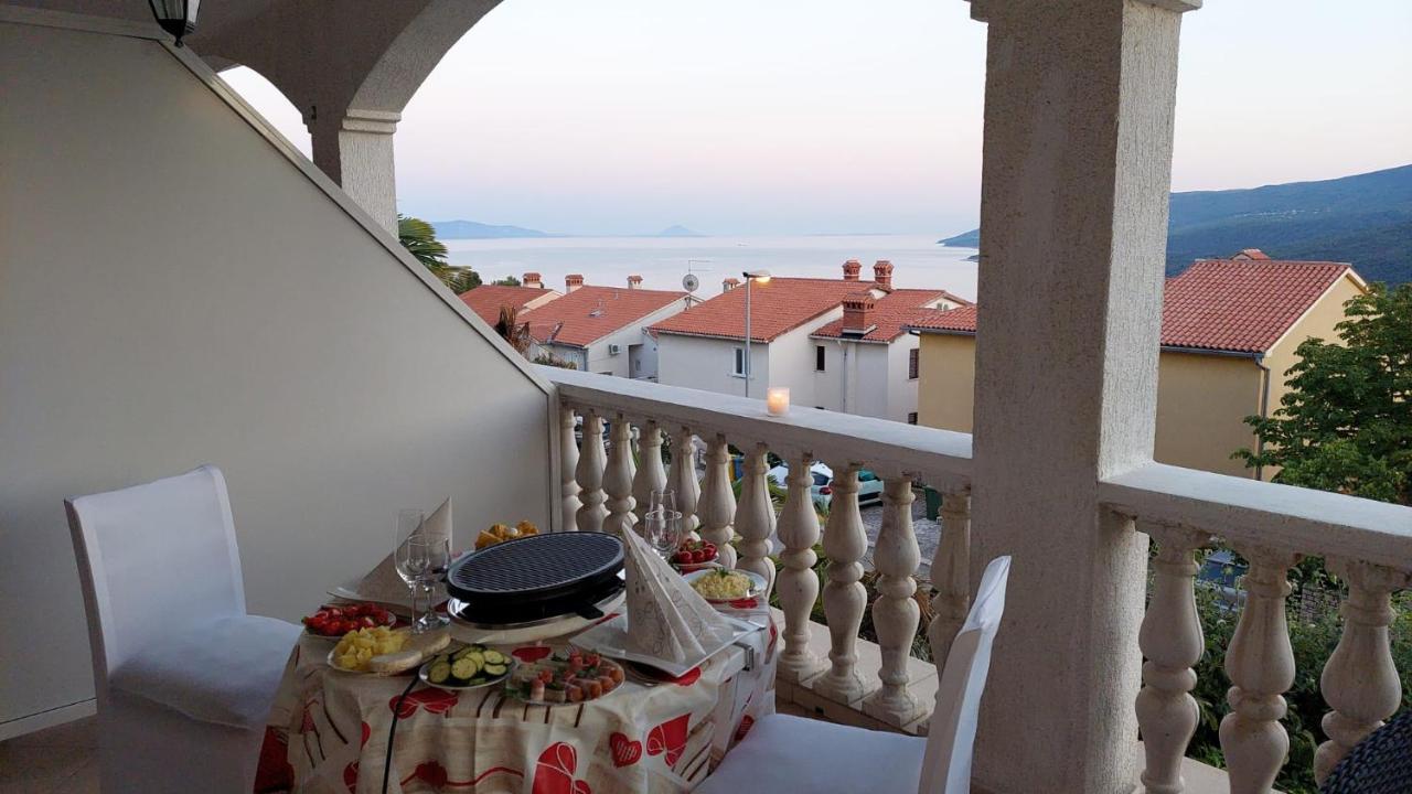 Apartments Sea And Sun Rabac Extérieur photo
