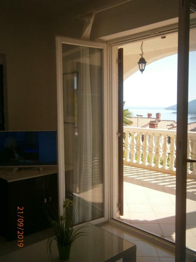 Apartments Sea And Sun Rabac Extérieur photo